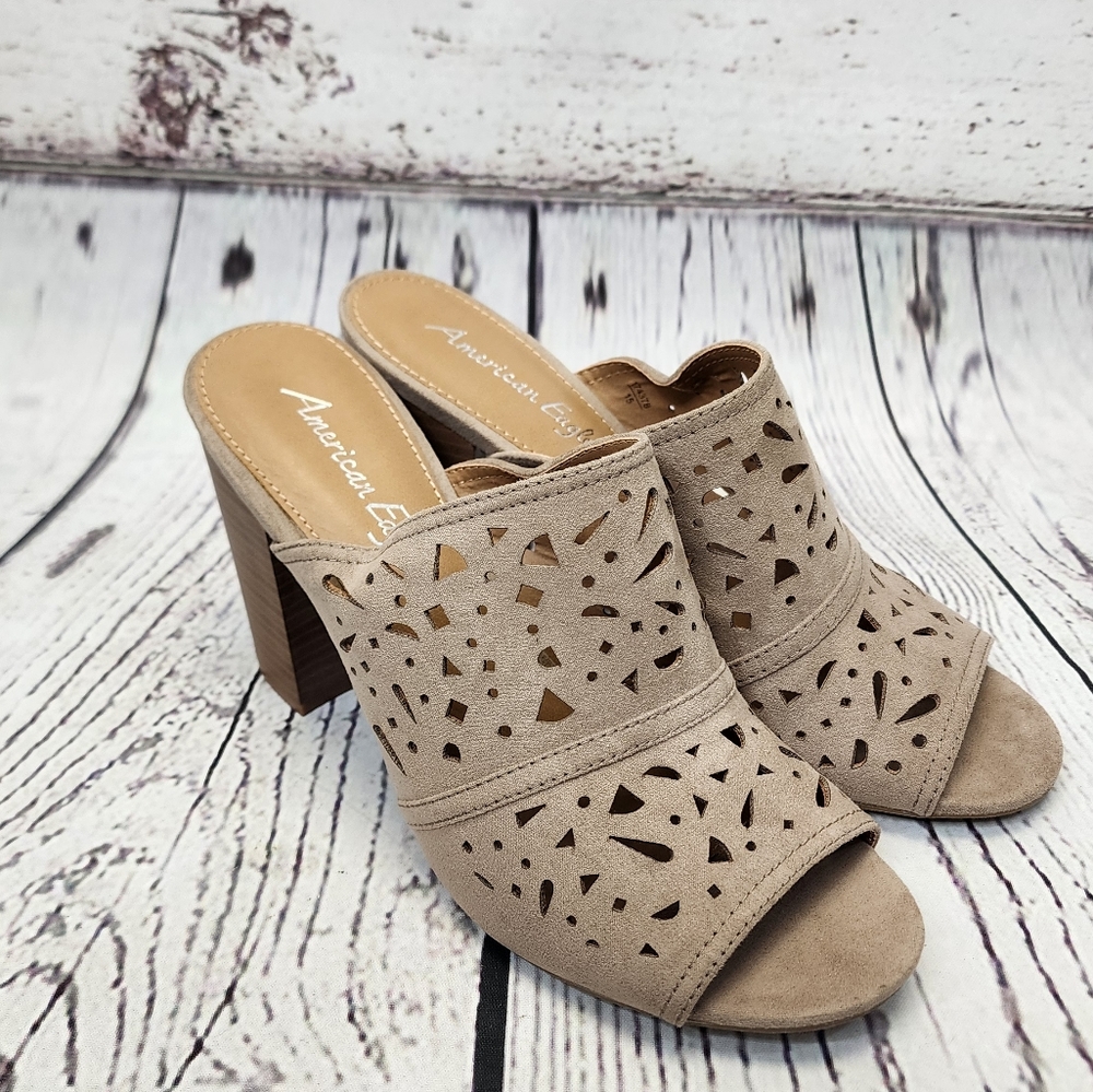 American Eagle Open Toe Heeled Mules‎ Size 9
